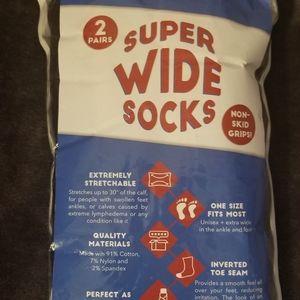 Super Wide Socks